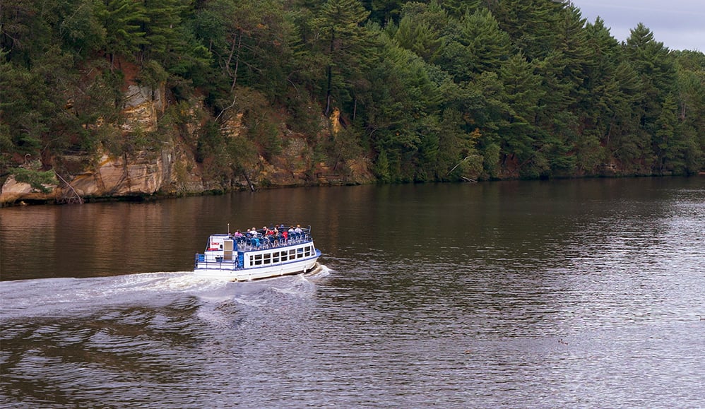 Dells riverboat tours